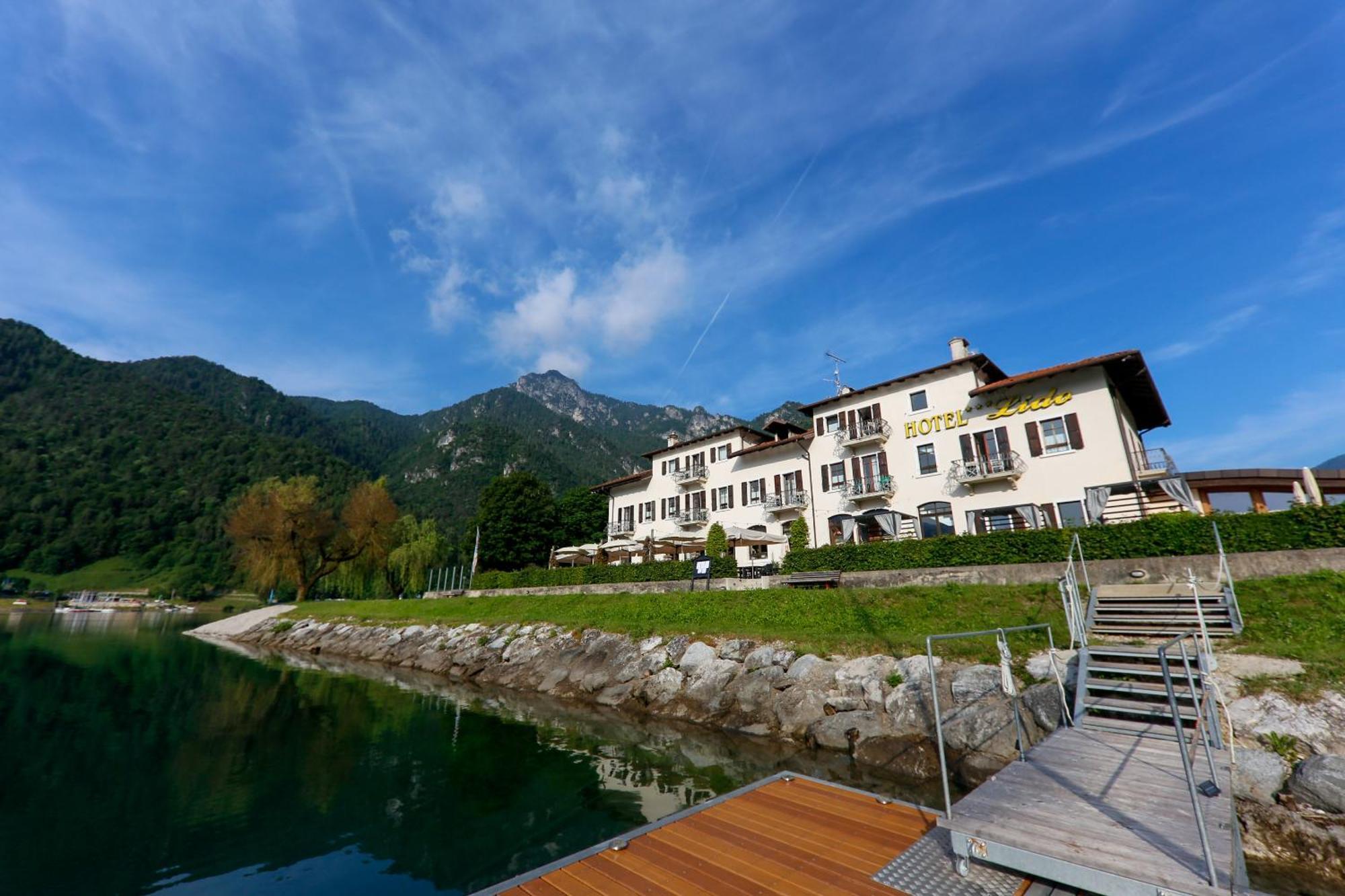 Hotel Lido Pieve Di Ledro Exteriér fotografie
