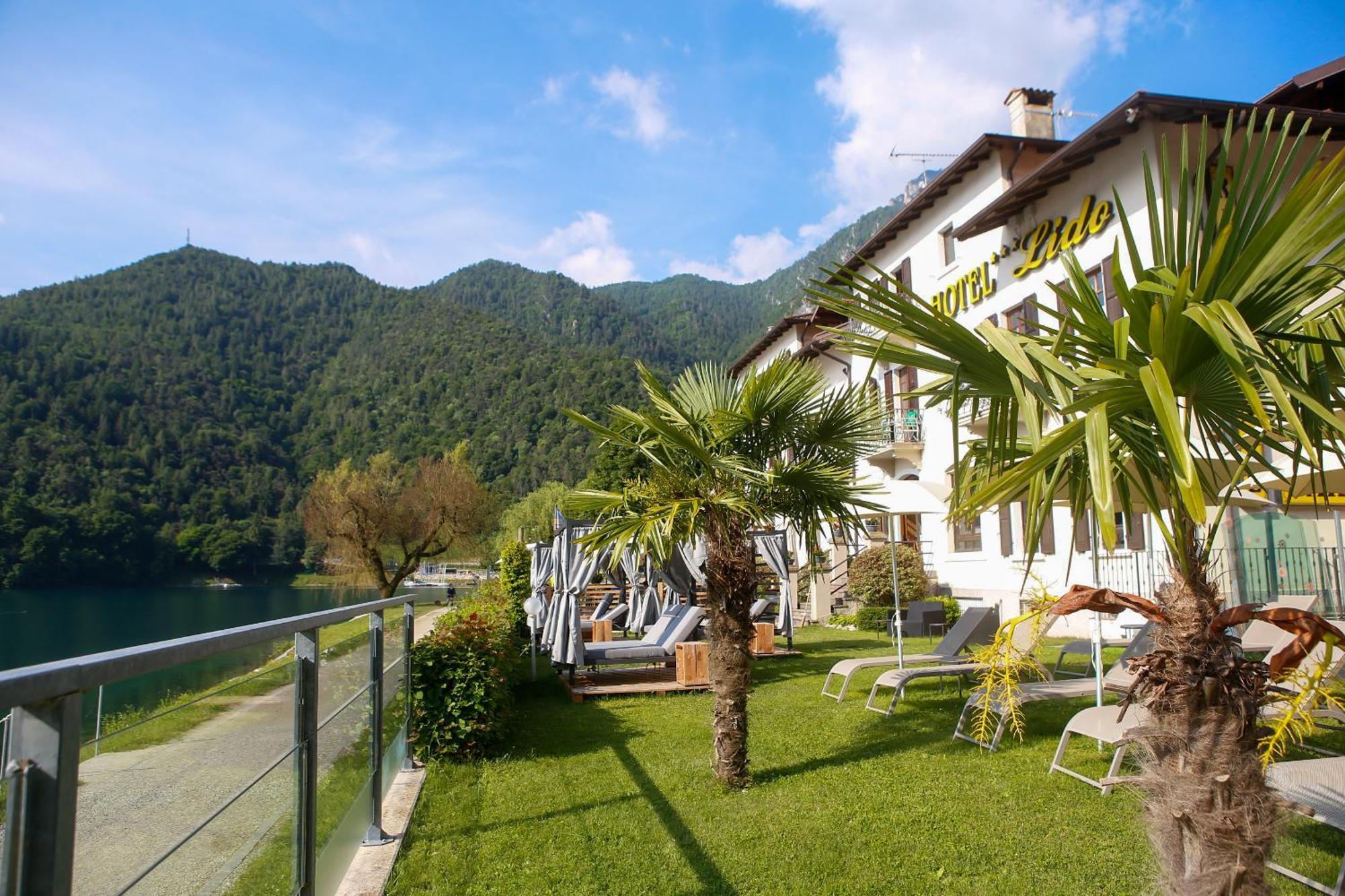 Hotel Lido Pieve Di Ledro Exteriér fotografie