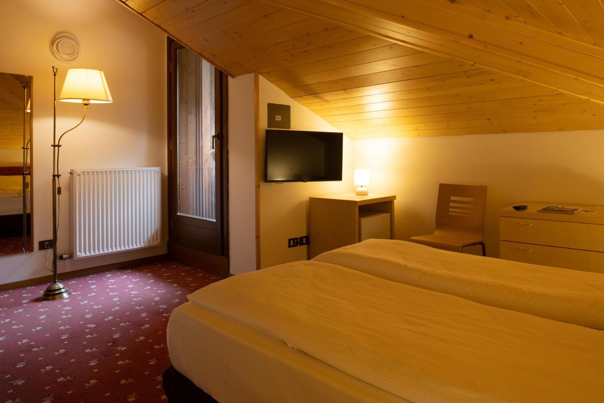 Hotel Lido Pieve Di Ledro Exteriér fotografie